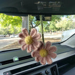 Women's Crochet Daisies Car Accessories Cute Rearview Mirror Pendants Handmade Daisy Flower Gifts Crochet Lovers Car Decoration Car Interior Aesthetics (Pink)