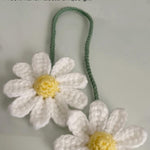 Crochet Daisy Auto Accessories Women Cute Rearview Mirror Charm Crafted Daisy Flower Gift Crochet Enthusiast Car Decoration Car Interior Aesthetics (White)